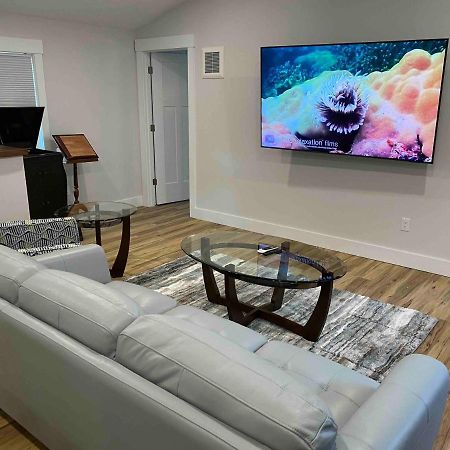 Modern 2Br 2Ba With King Bed-Fast Wi-Fi 75 Inch Oled Tv Villa Уилмингтън Екстериор снимка